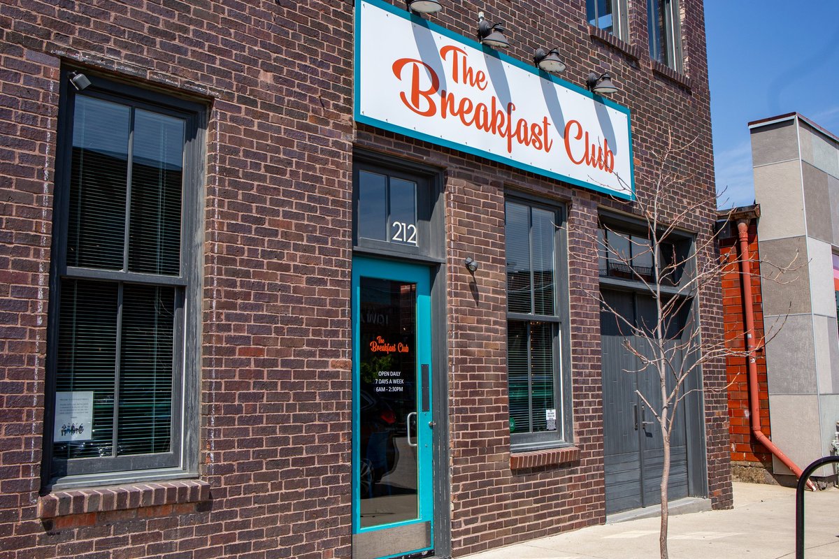 Top Breakfast Places Des Moines Downtown to Kickstart Your Day